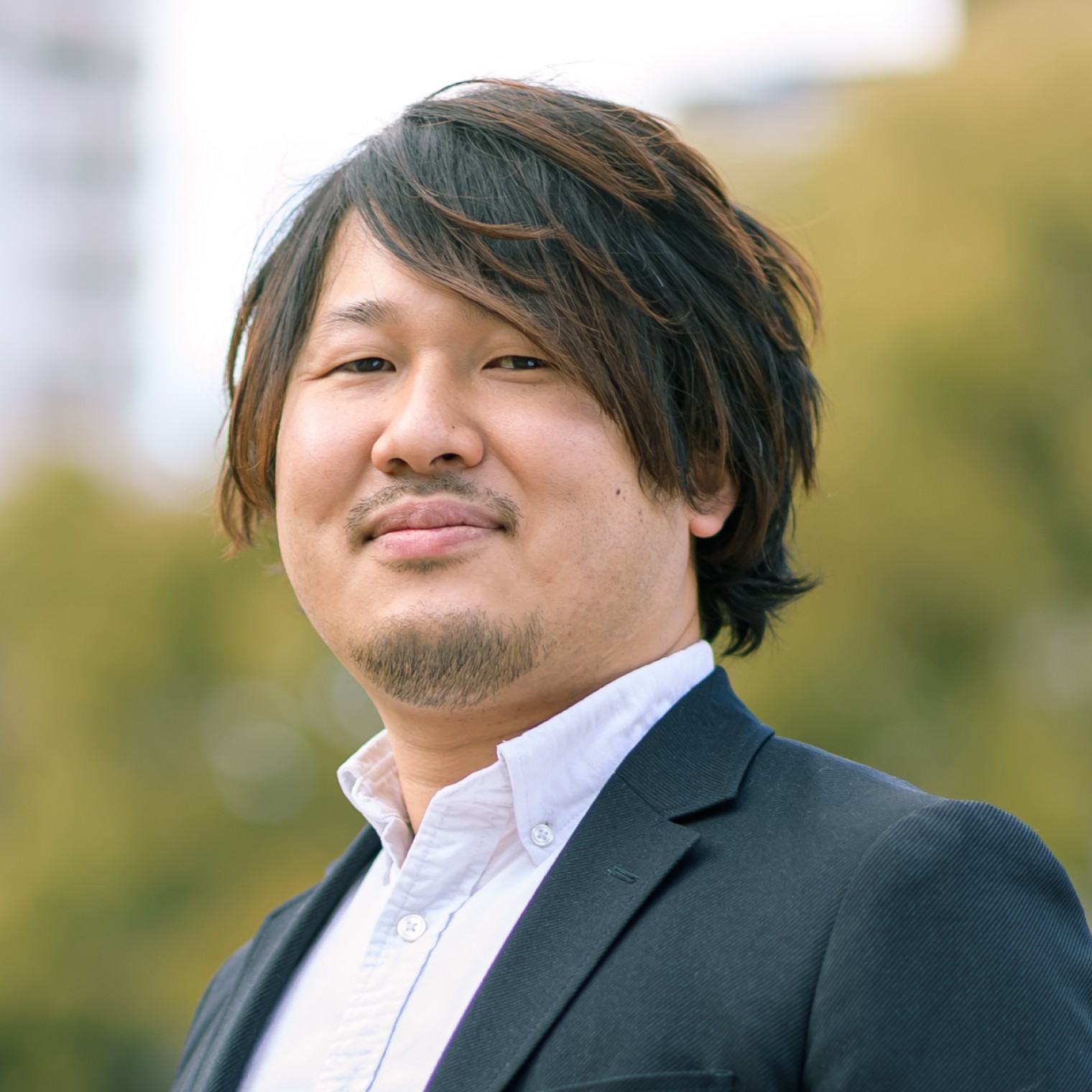 牧長 心 氏